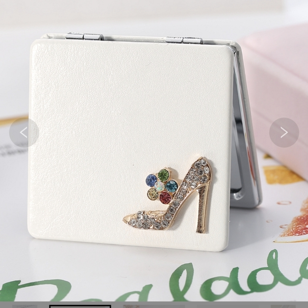 White Compact Mirror with Rhinestone Shoe Design - Picture 2 of 5
